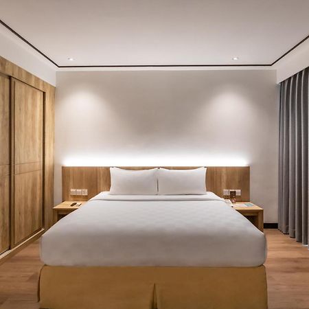 Swiss-Belinn Baloi Batam Nagoya Buitenkant foto